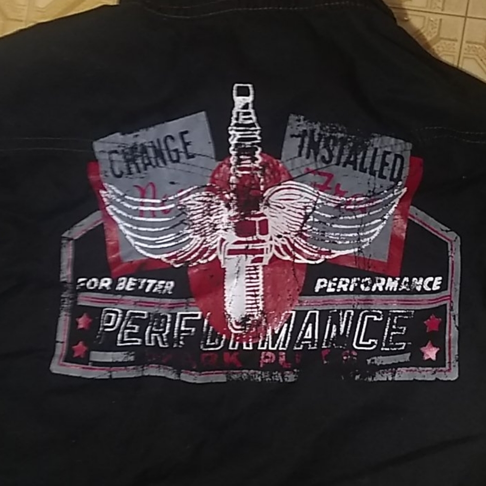 Shirt - Picture 2 of 3